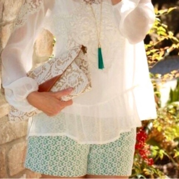Anthropologie Cartonnier cream/Kelly lace shorts - Picture 15 of 16